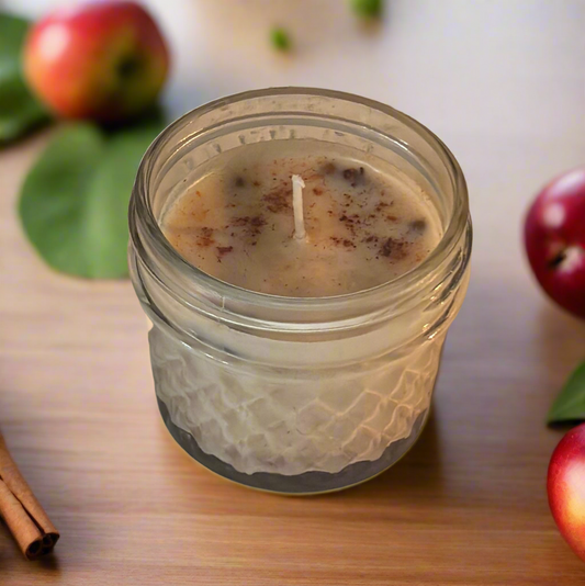 Spiced Apple Pie 100% Soy Wax Candle with Cinnamon Nutmeg and Cloves