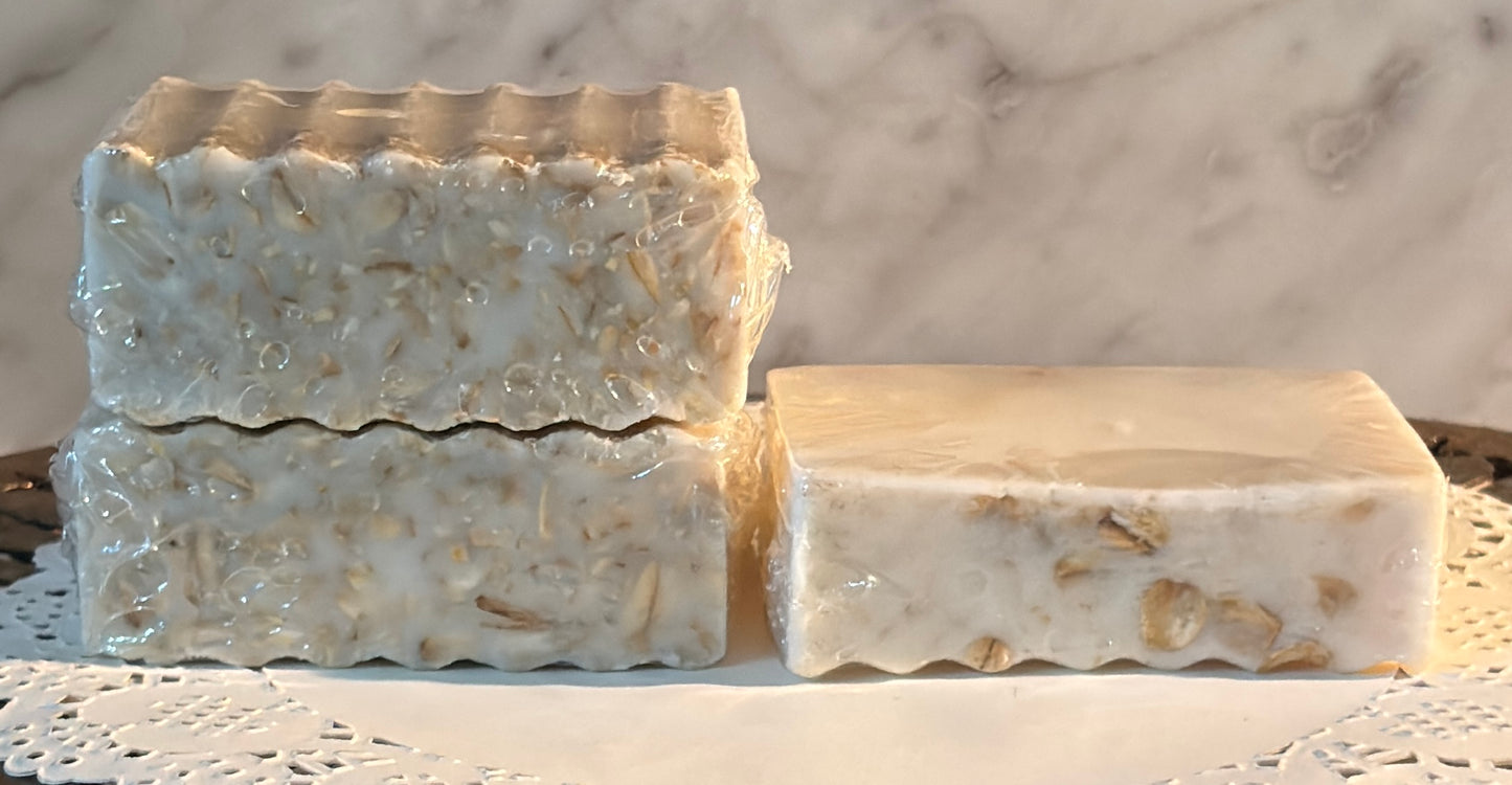 Goat Milk and Shea Butter Bar Soap with Raw Honey and Oats *Exfoliating*